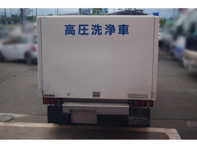 0402387A30170813W00203.jpg