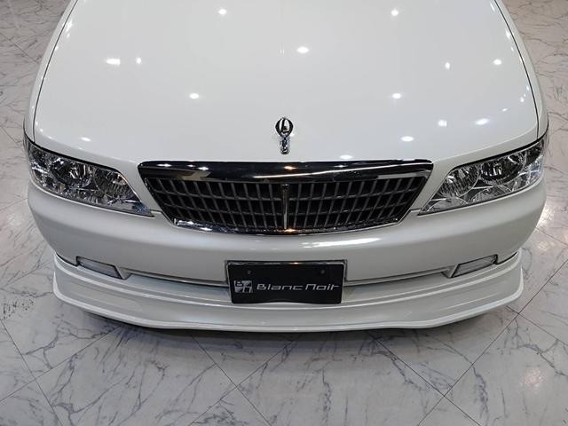 0541697A30260909W00113.jpg