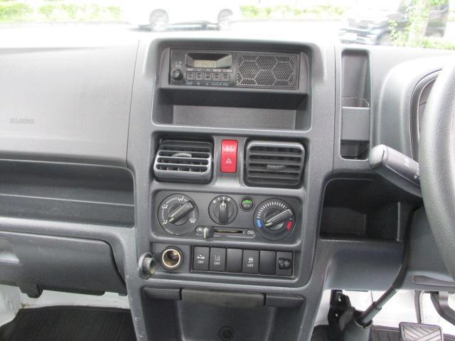 0540011A30260702W00108.jpg
