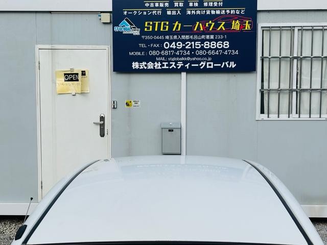 0541888A30260820W00115.jpg