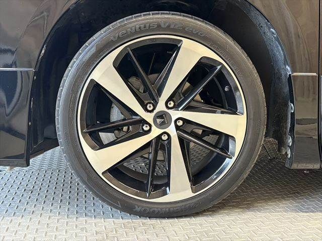 c0c0322a7b1ad787c2be8cb75768ec12.jpg