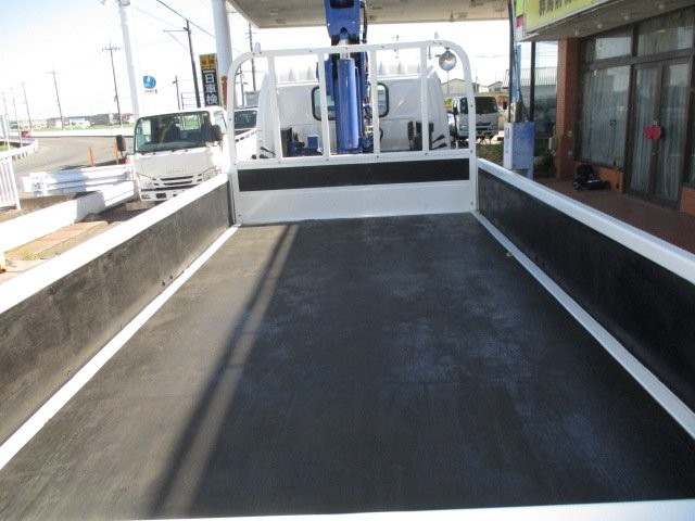 e8526cdf942cd0a3e052f24bd07476c1.jpg