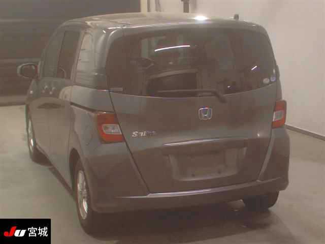 b751ad3542ae85ad500c792859b9f9ea.jpg