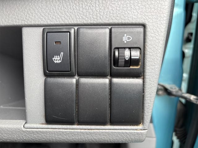 0900975A30261004W00313.jpg
