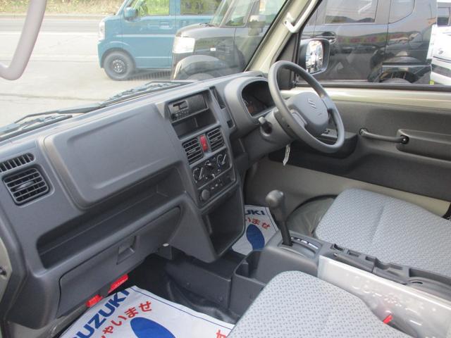 0903872A30260412W00213.jpg
