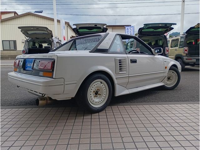 b9f644b9aef231b7f37208f856b03c2f.jpg