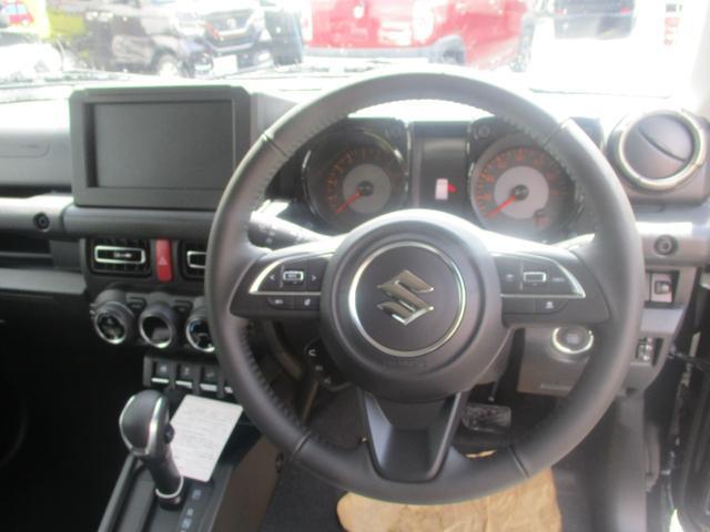 0903872A30260612W00115.jpg