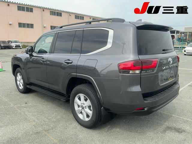 62083dc619d6050cb7ebad97754fda1e.jpg