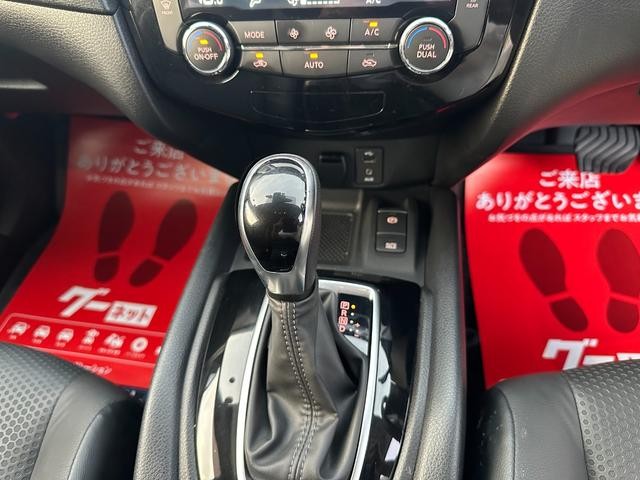 0520577A30260728W00206.jpg