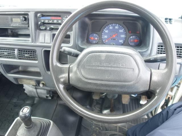 0550895A30260910W00102.jpg