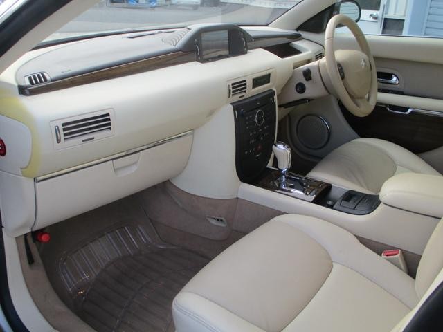9540062A30260915W00113.jpg