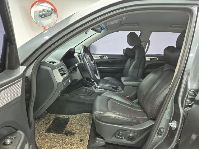 6071001686R11.jpg