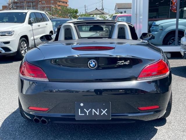 0508056A30260508W00112.jpg