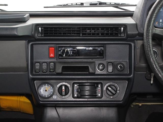 9572641A30260913W00119.jpg