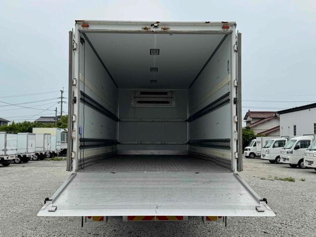 dabbd081b7ee3159c3a9340e7f9b021b.jpg
