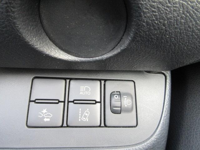 0540370A30260926W00118.jpg