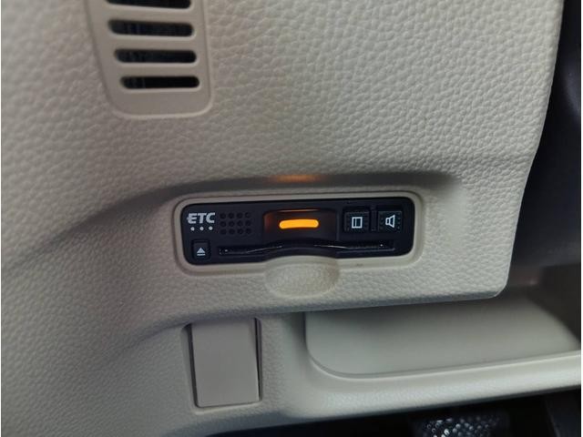 0900445A30260801W00118.jpg