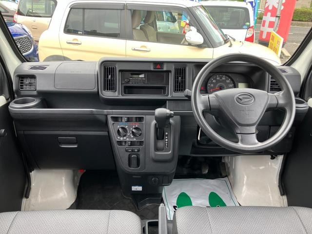 1002345A30260619W00418.jpg