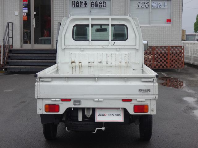 0509025A30260429W00312.jpg