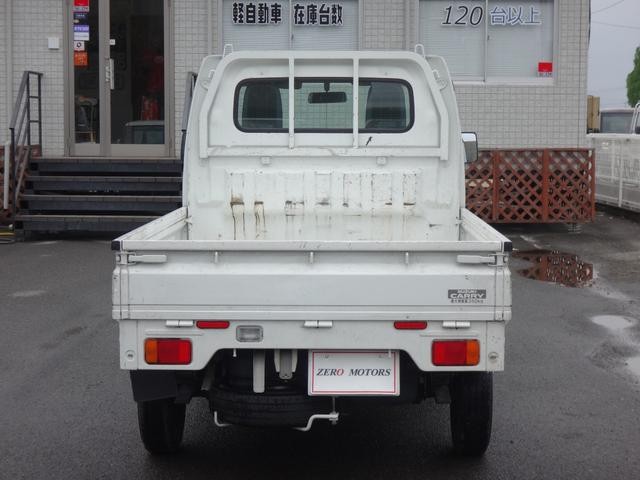 0509025A30260429W00312.jpg