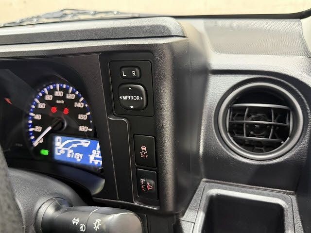 12c893d5088a09521e191fd5aebeeaeb.jpg