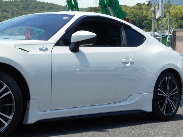 1000819A30260525W00205.jpg
