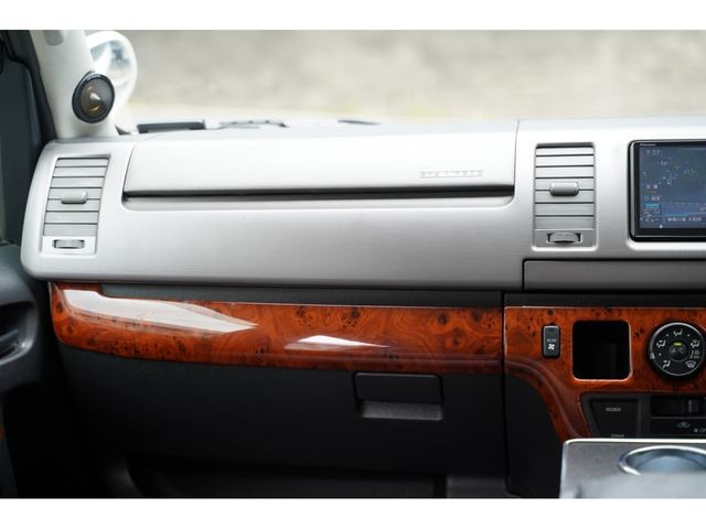 b13f379e1097fd3d0c47d91425d5d076.jpg