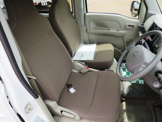 fef7392876914687c1cbef57d968bcb9.jpg