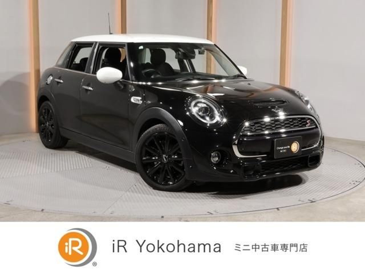 2021 BMW Mini, photo 1 of 1
