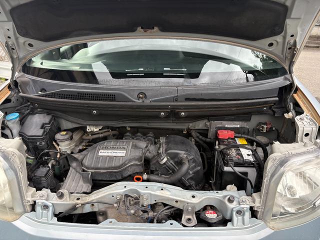 1101601A30260703W00114.jpg