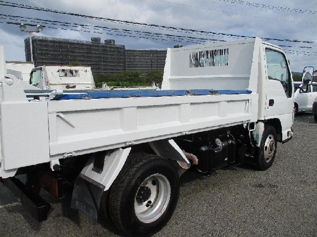 ef7ed24e9e101341931577c1dc547df7.jpg