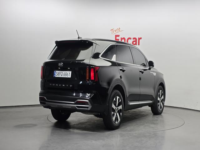 6c91b7a00a9a4f9502c2f8eec8a6e326.jpeg