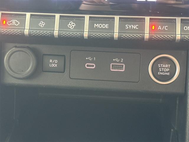 88f93bd57ac34f17b7fa285afa6d983e.jpg