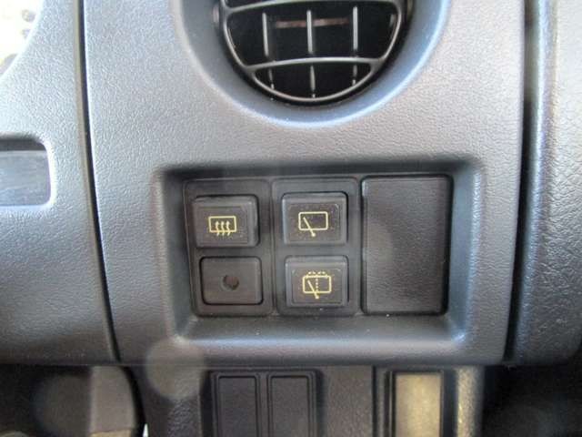 8d2f3b7e5273fa4e89c338ee821ad93b.jpg