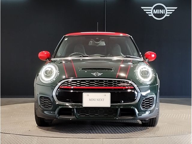 3783de4f5cd3bc6a4c1bfe1694a3f600.jpg