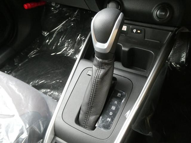 0560989A30260402W00206.jpg