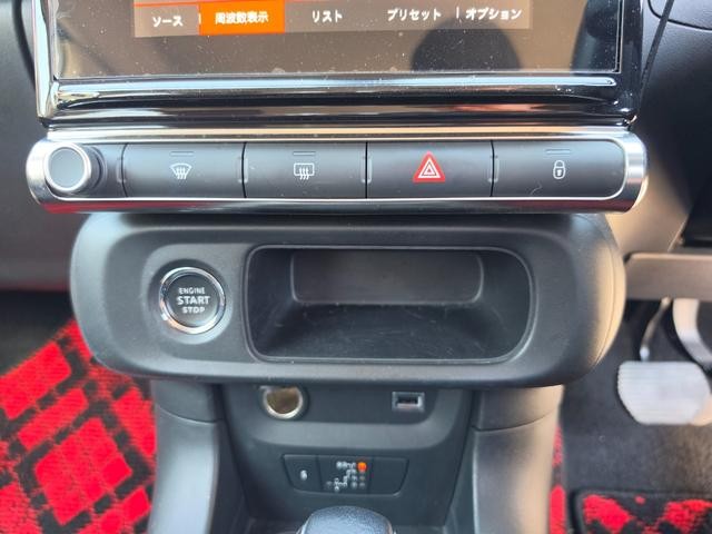 0209345A30261012W00211.jpg