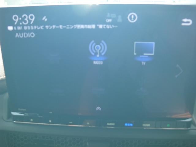 1001569A30260726W00113.jpg