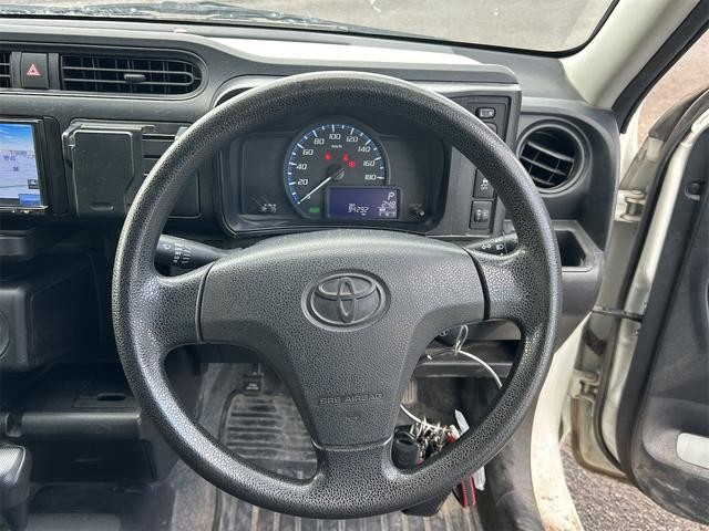 1100335A30260911W00202.jpg