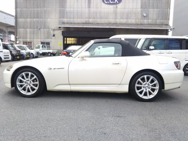 1020249A30260906W00104.jpg