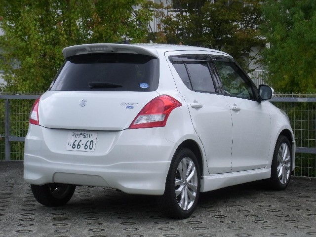 37900d06e03735acae5e8b595b5374c5.jpg