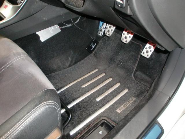 0504260A30260603W00105.jpg