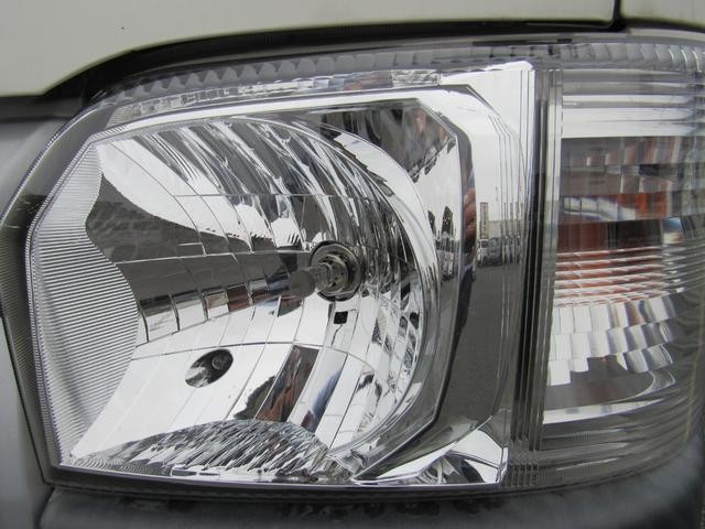 0505254A30260831W00213.jpg