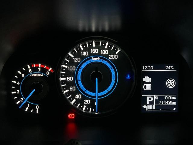 0561150A30260918W00212.jpg