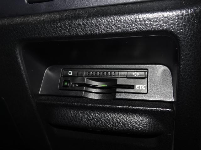 0560809A30260921W00108.jpg