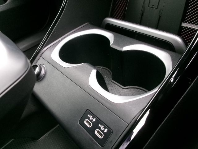 f58f47a7ef44b06411bc00a033edc445.jpg