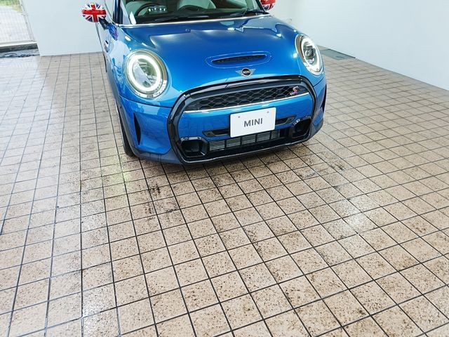 55b250ce7fd9cd203239ecb6c571c807.jpg