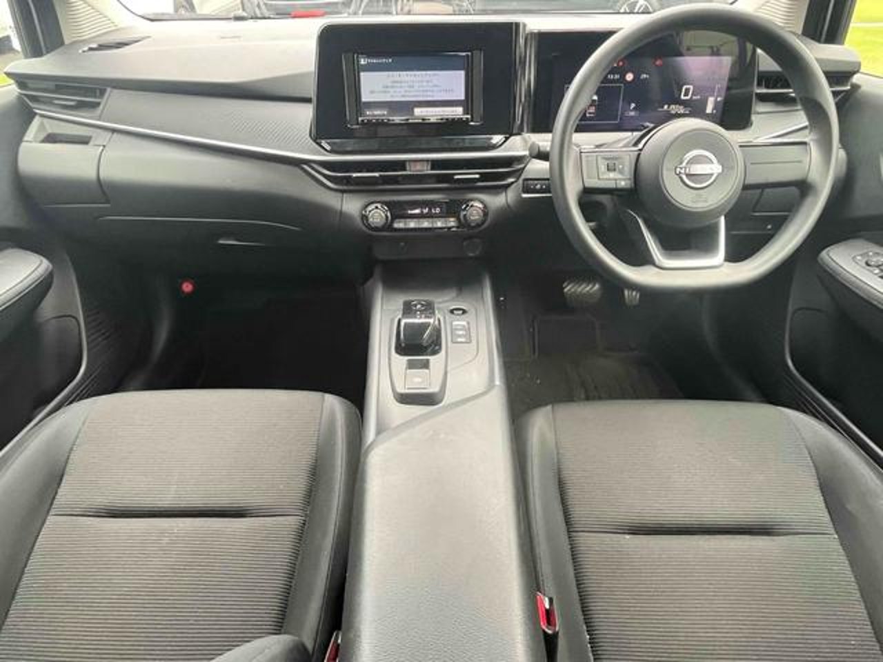 2021 Nissan Note, photo 2 of 2