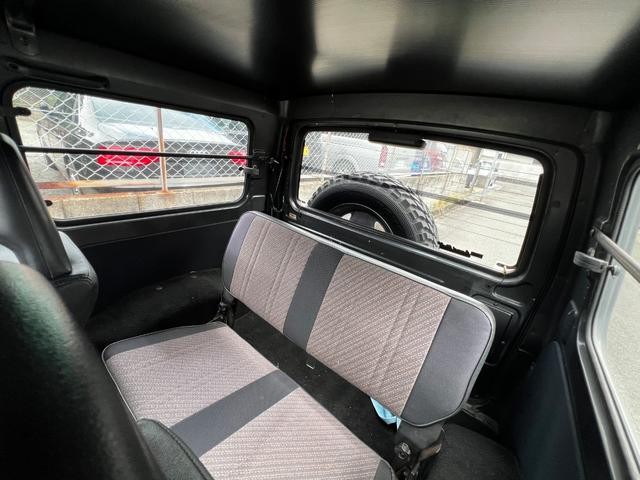 0707709A30260928W00219.jpg
