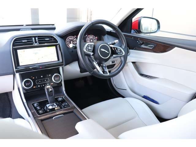 4267d2b25963ee519fc7d5b3f62520b8.jpg